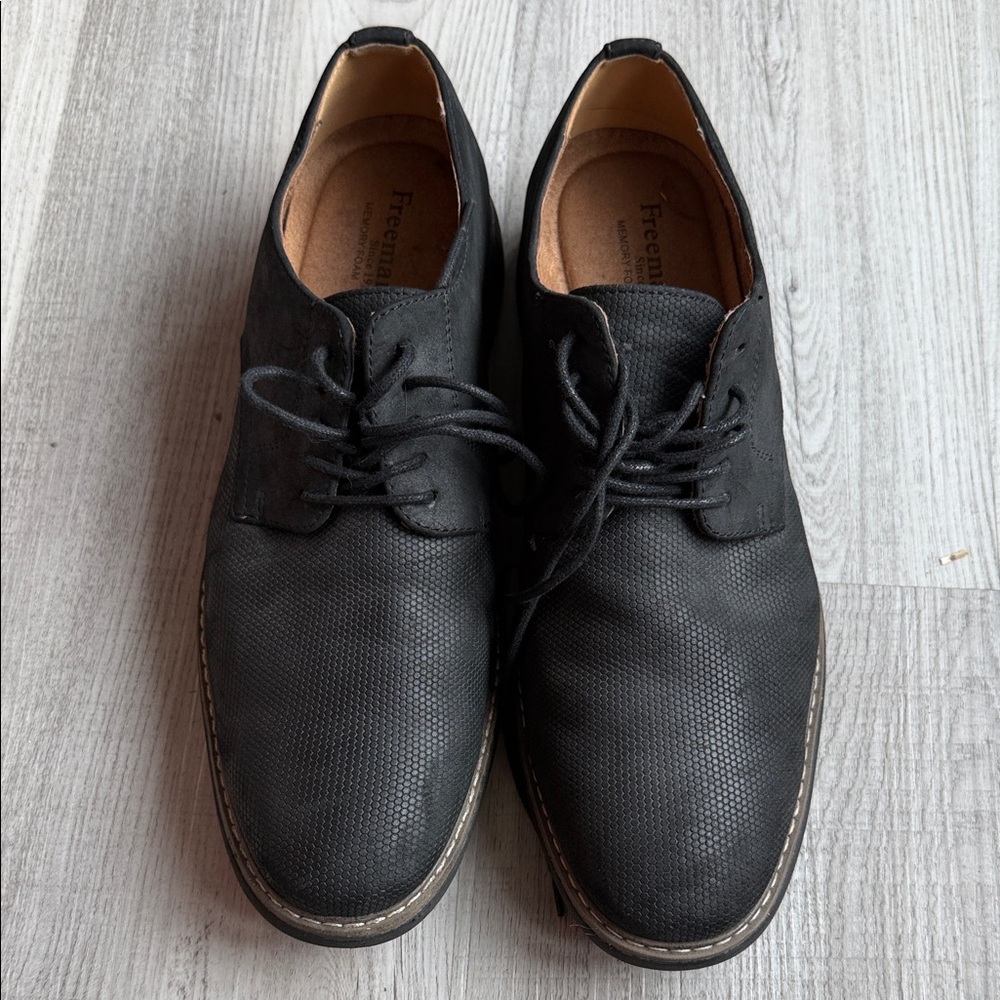 Zapatos Freeman para‎ hombre – Memory Foam (talla 10M)